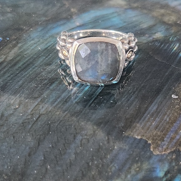 Angela By John Hardy Lotus Petal Labradorite 14K & Silver Ring Size 6, preloved - Picture 2 of 8